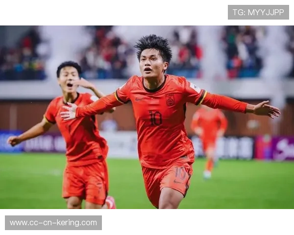 孙兴慜内切抽射险些攻破对方门前禁区——从技艺到装备的全方位解读