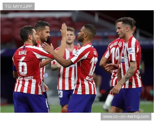 球场“铁血防线”：最难攻破的防守阵容盘点，铁血防守vs极致进攻